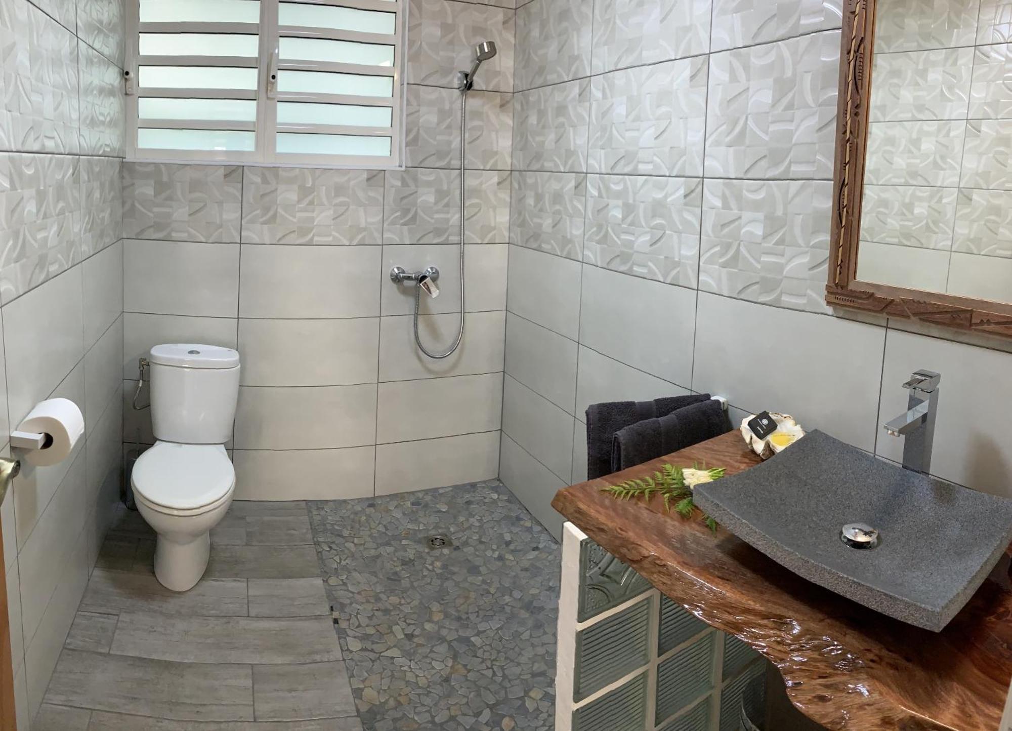 Pare Lodge Tahiti Pirae Oda fotoğraf