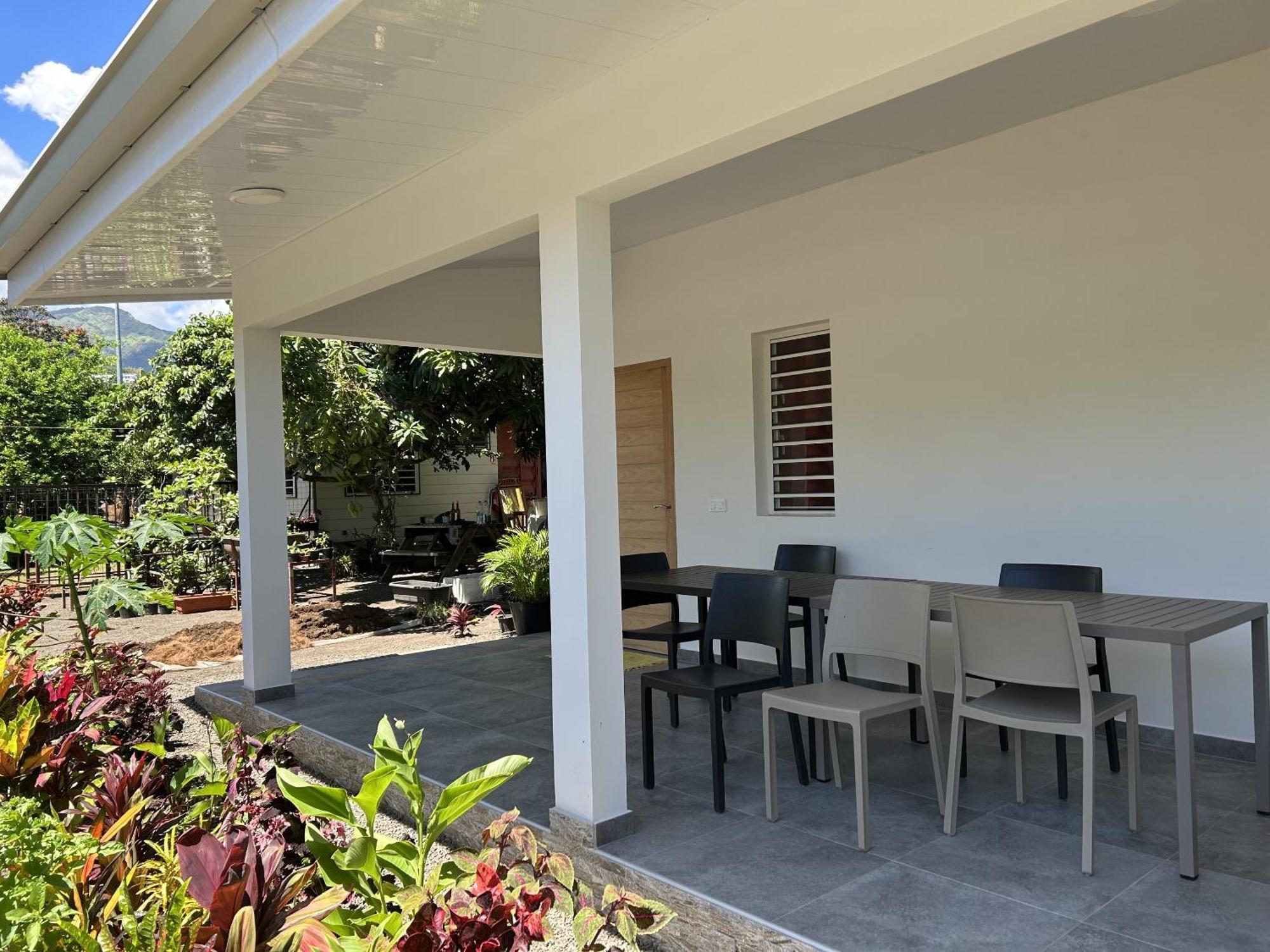 Pare Lodge Tahiti Pirae Oda fotoğraf