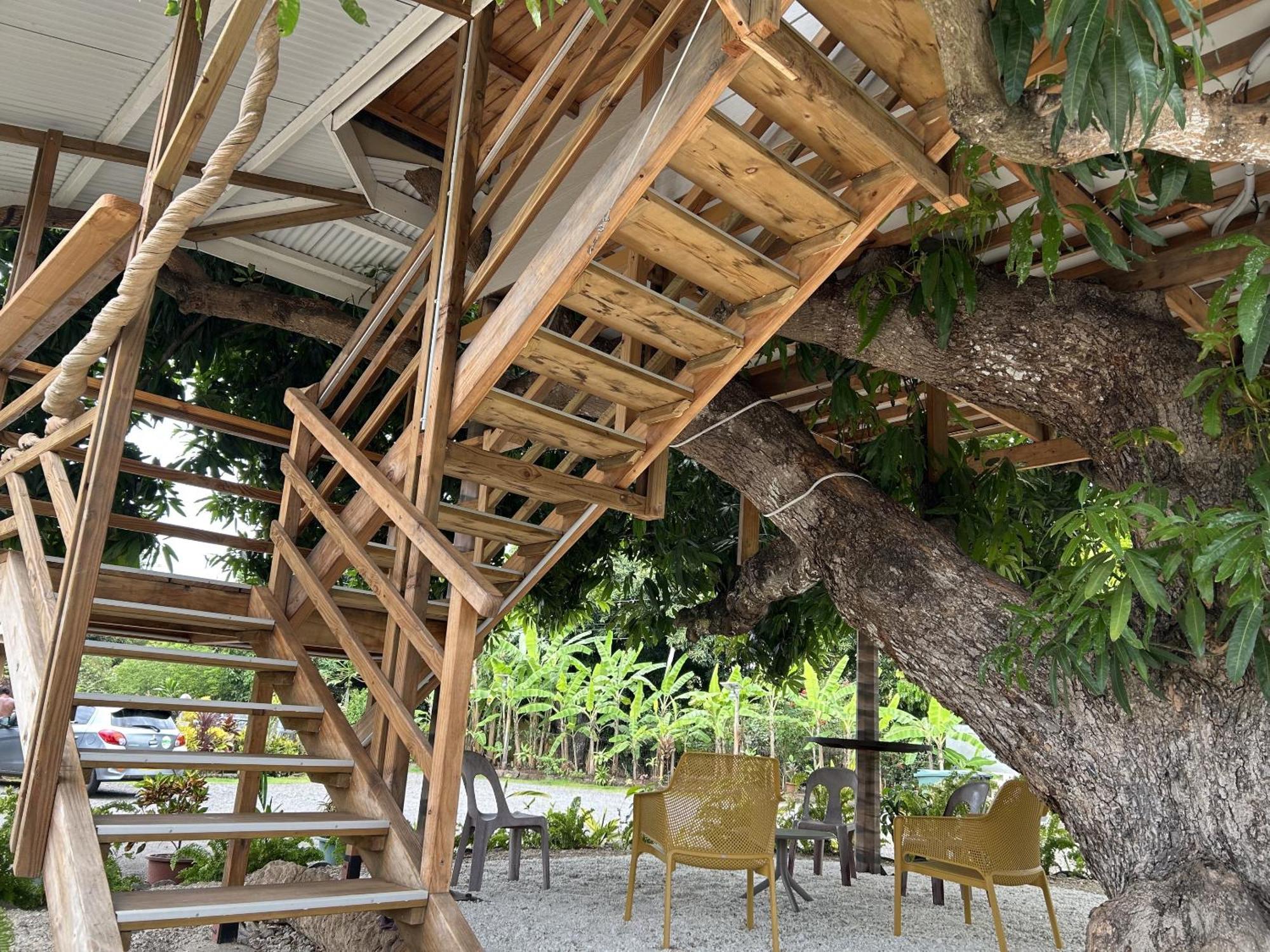 Pare Lodge Tahiti Pirae Oda fotoğraf